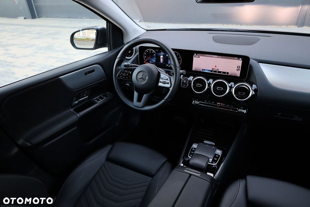 Mercedes-Benz Klasa B 180 7G-DCT - 26