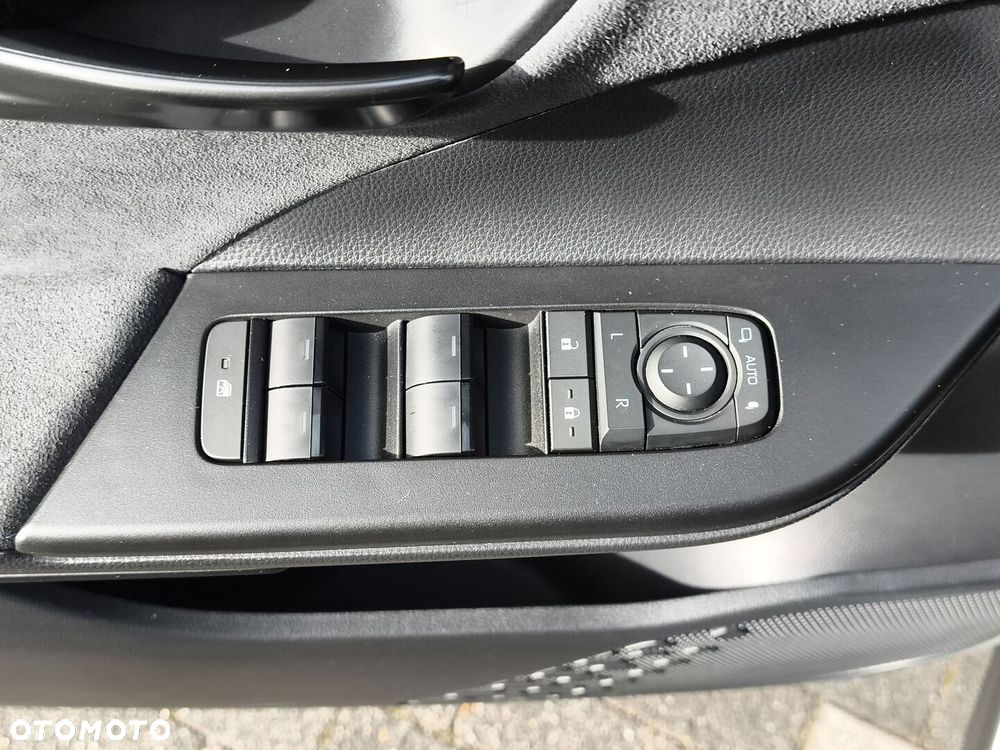 Toyota C-HR 1.8 Hybrid Executive - 20