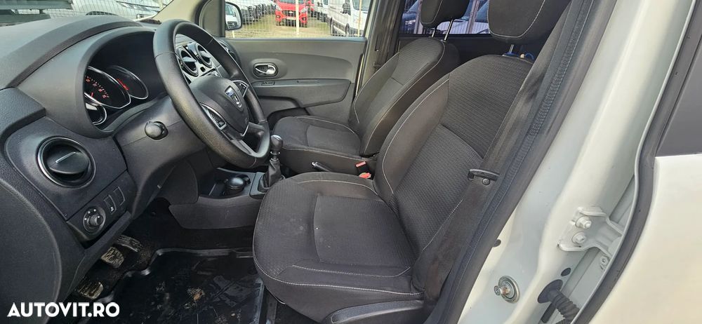 Dacia Lodgy 1.5 Blue dCi Laureate - 11