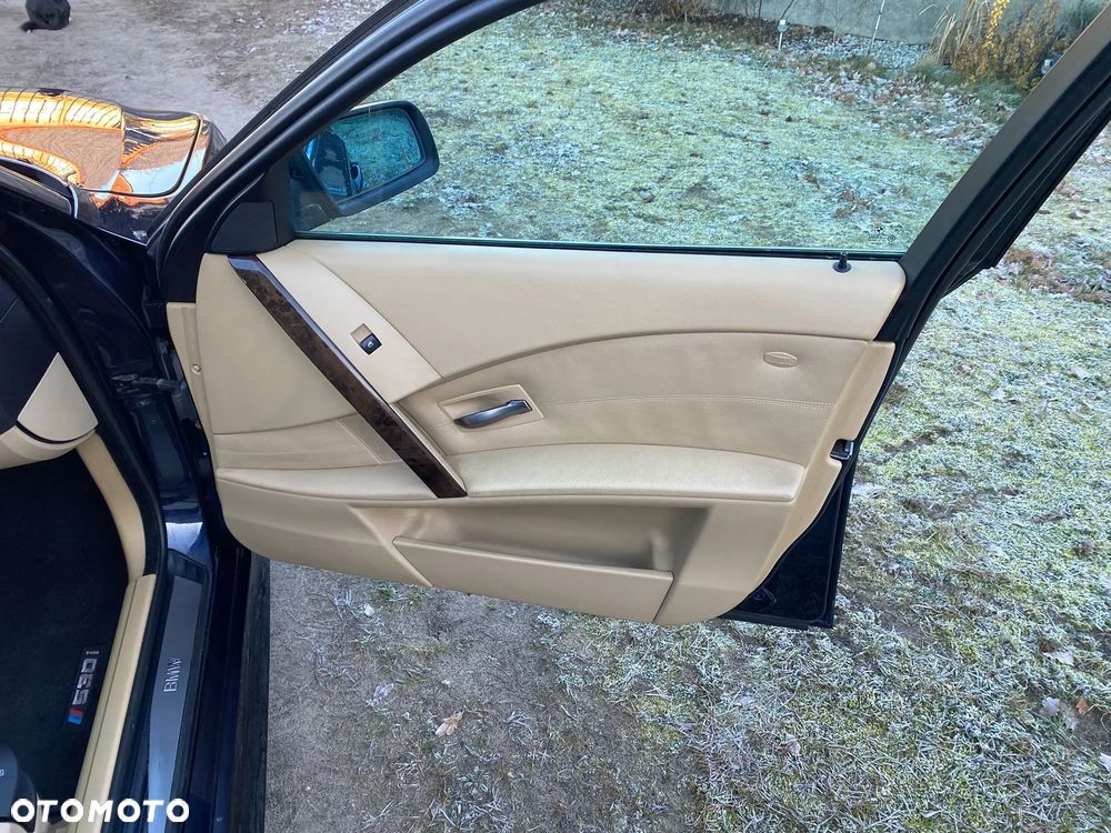 BMW Seria 5 530i - 13