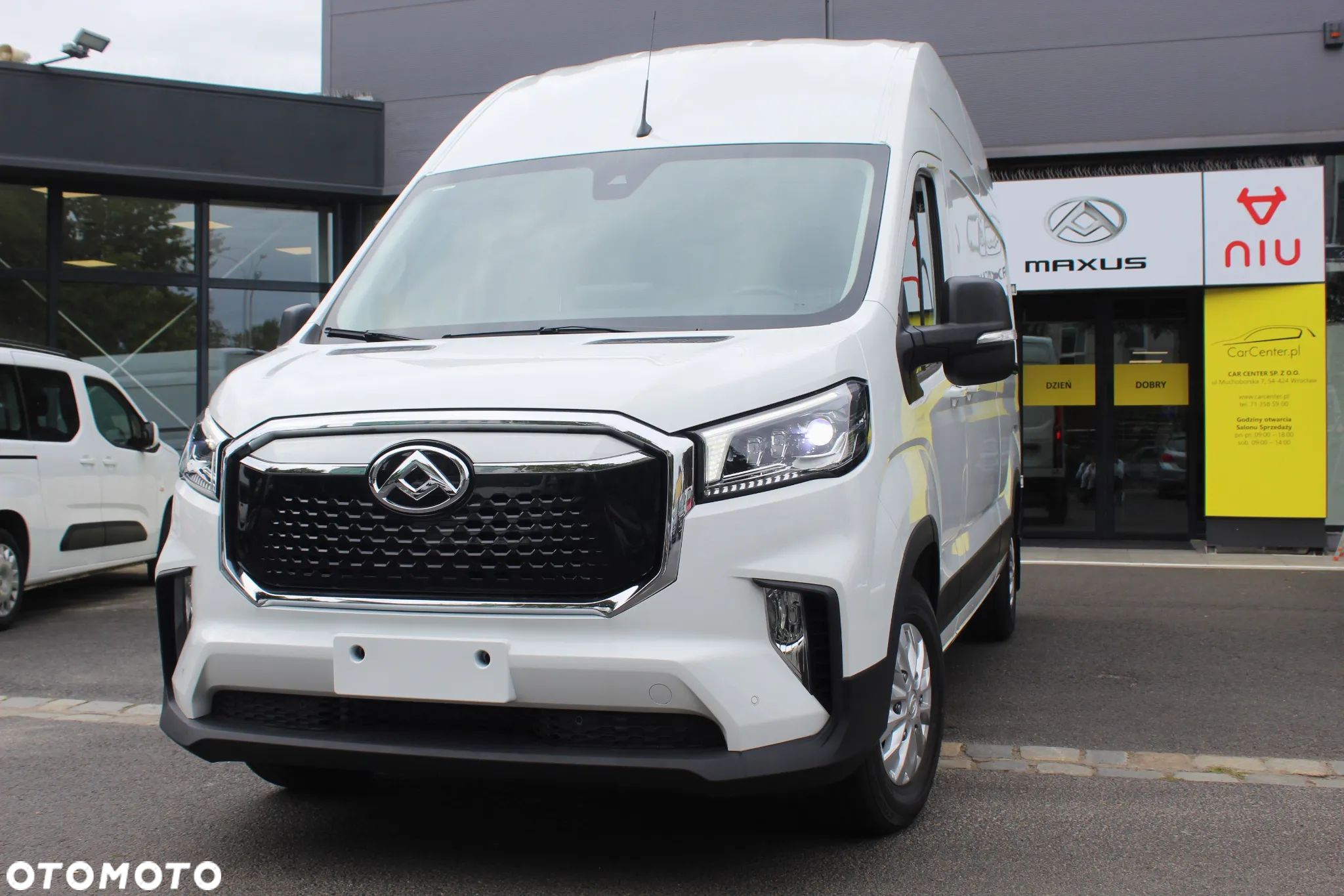 Maxus E-DELIVER 9 - 1