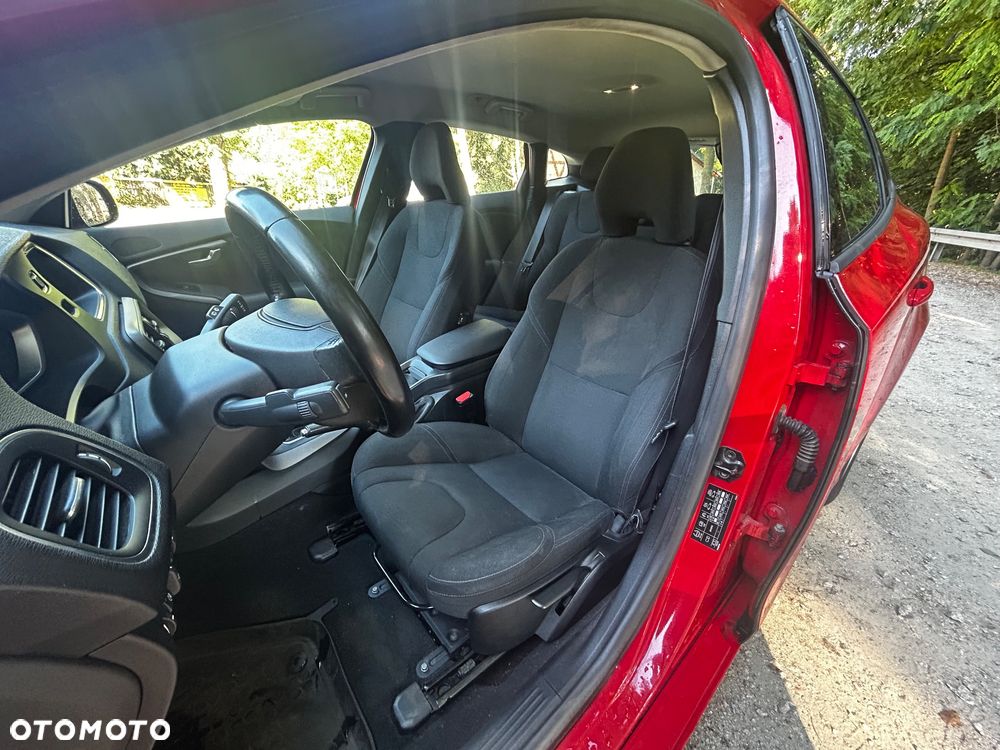 Volvo V40 D3 Summum - 10