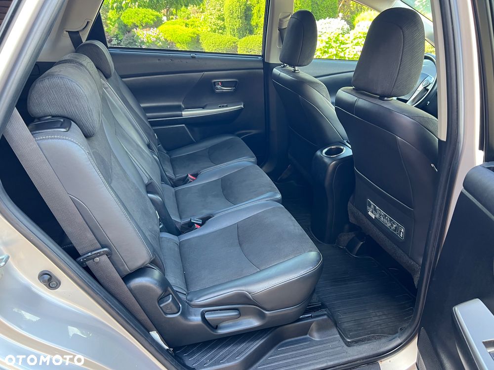 Toyota Prius 1.8 Hybrid Premium - 17