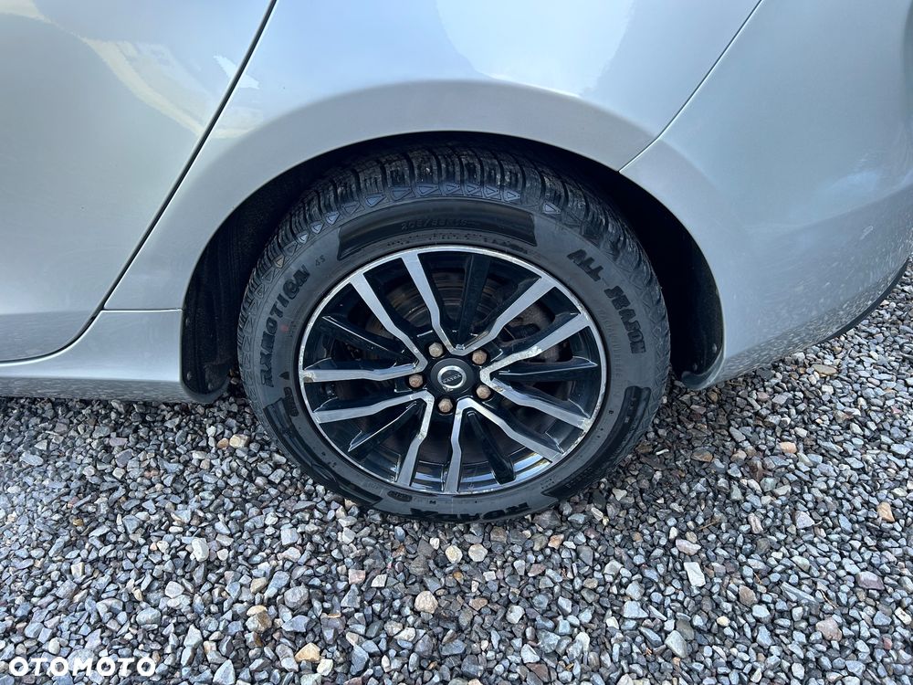 Volvo V40 D2 Momentum - 11