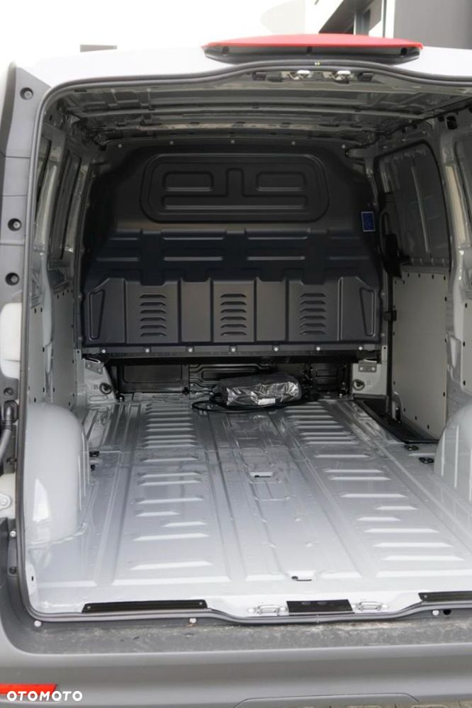 Mercedes-Benz Vito - 13