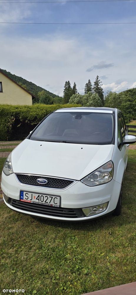 Ford Galaxy - 8