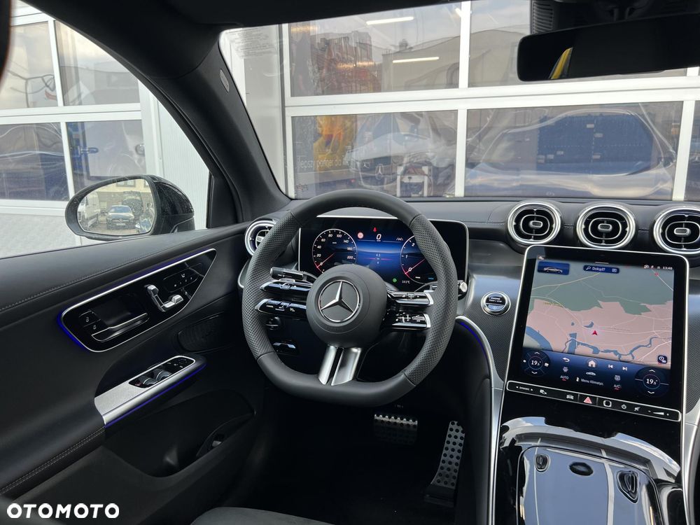 Mercedes-Benz GLC 200 d 4Matic 9G-TRONIC AMG Line Advanced - 12