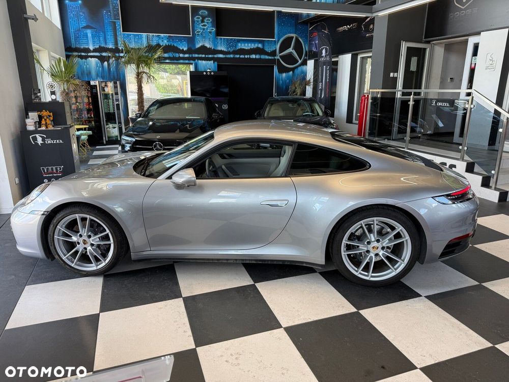 Porsche 911 - 9