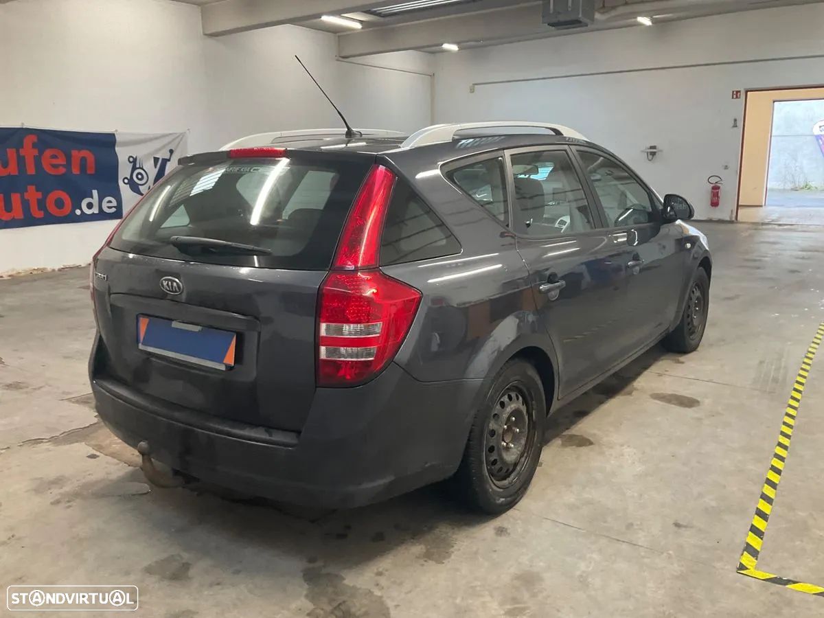 Kia Ceed 2007 para peças - 1