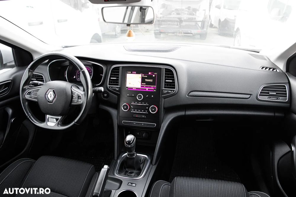 Renault Megane Blue dCi 116 Intens - 12