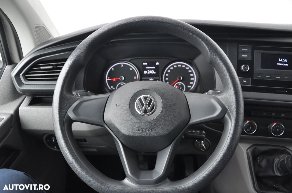 Volkswagen Transporter - 13