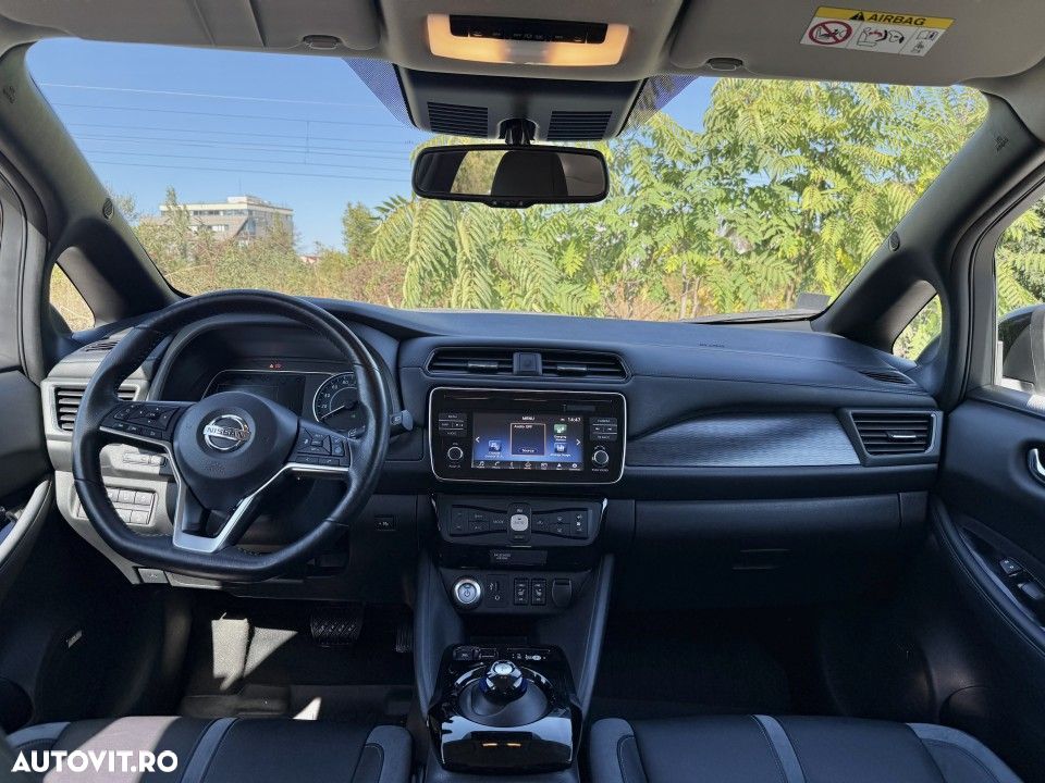 Nissan LEAF - 13