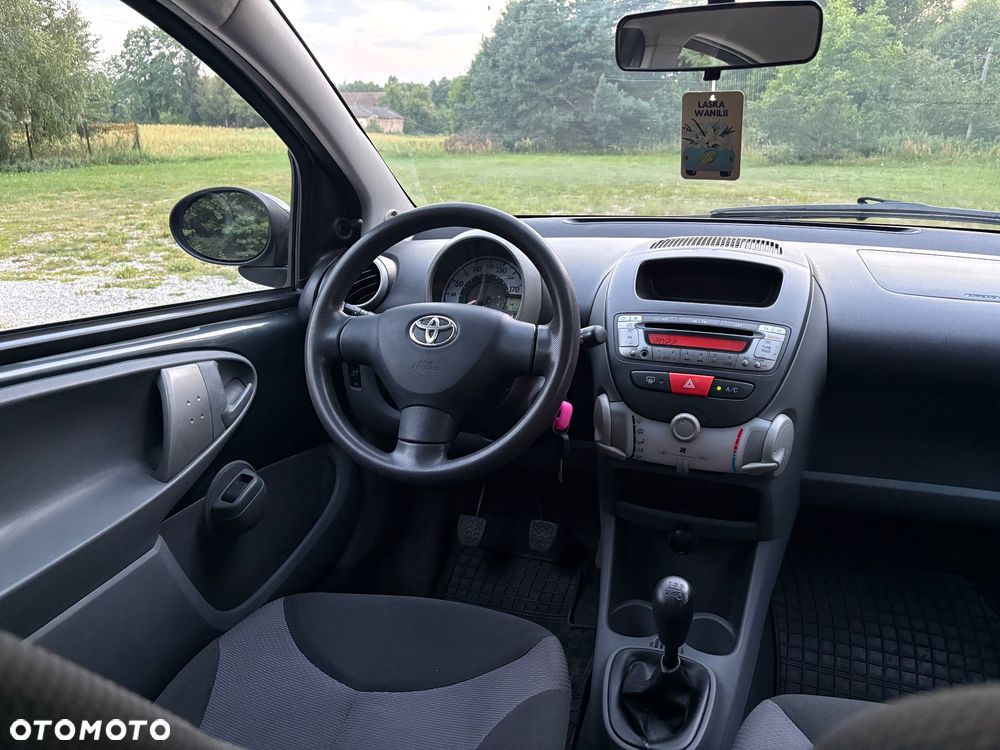 Toyota Aygo 1.0 VVT-i Sol EU5 - 15