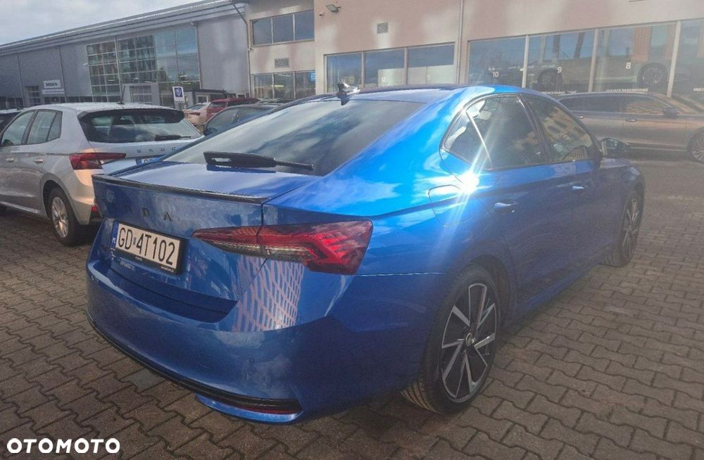 Skoda Octavia 1.5 TSI mHEV Sportline DSG - 4