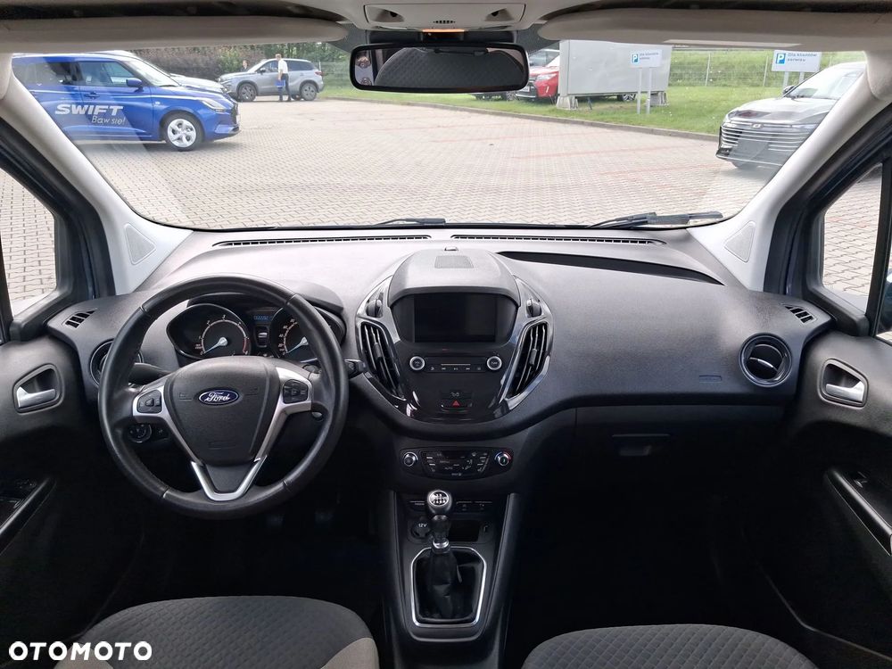Ford Tourneo Courier 1.5 TDCi Titanium - 28