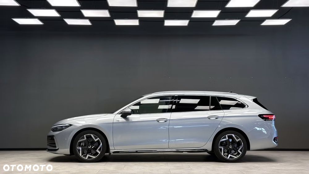 Volkswagen Passat - 3