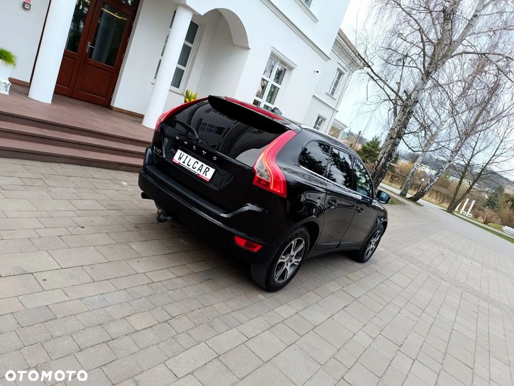 Volvo XC 60 D4 Geartronic Momentum - 17