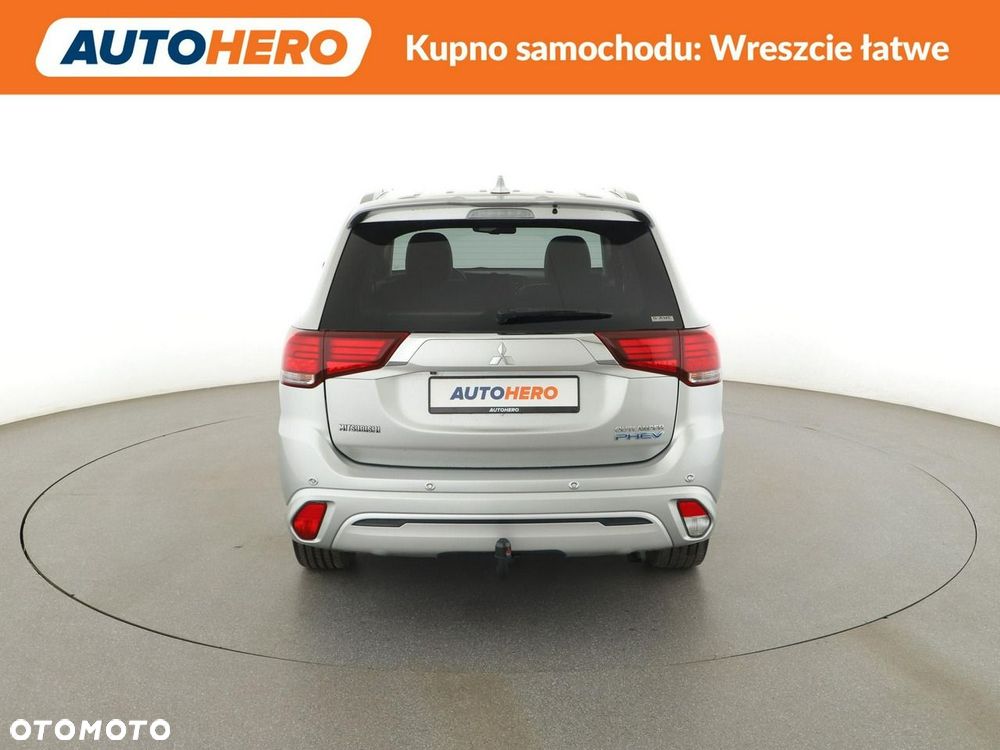 Mitsubishi Outlander 2.4 4WD Top - 7
