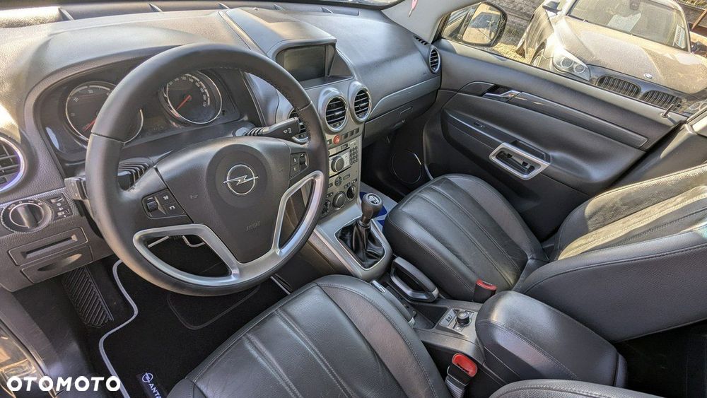 Opel Antara - 12