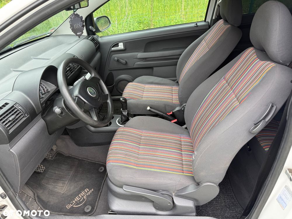 Volkswagen Fox 1.2 - 5