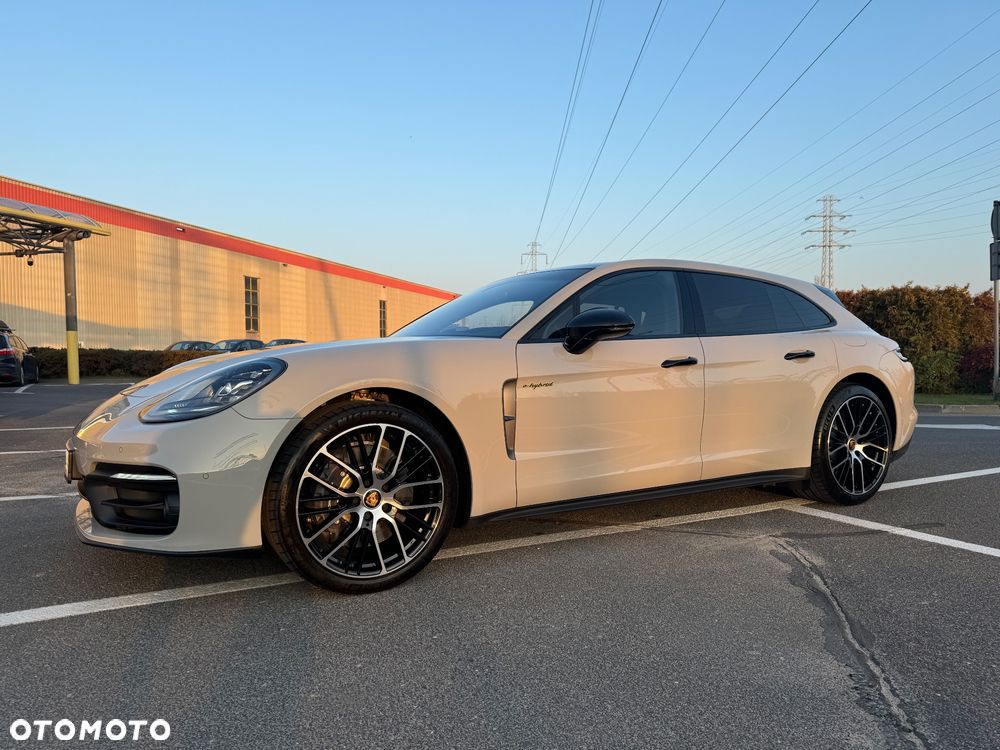 Porsche Panamera 4 E-Hybrid Platinum Edition - 2