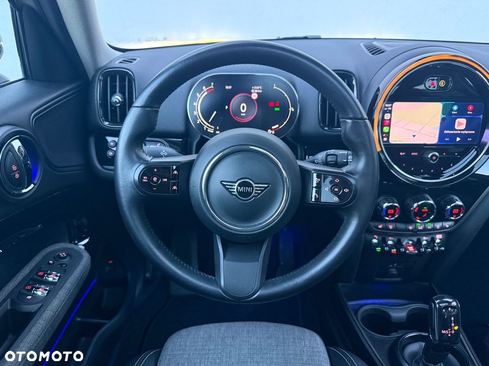 MINI Countryman Cooper Classic Trim - 14