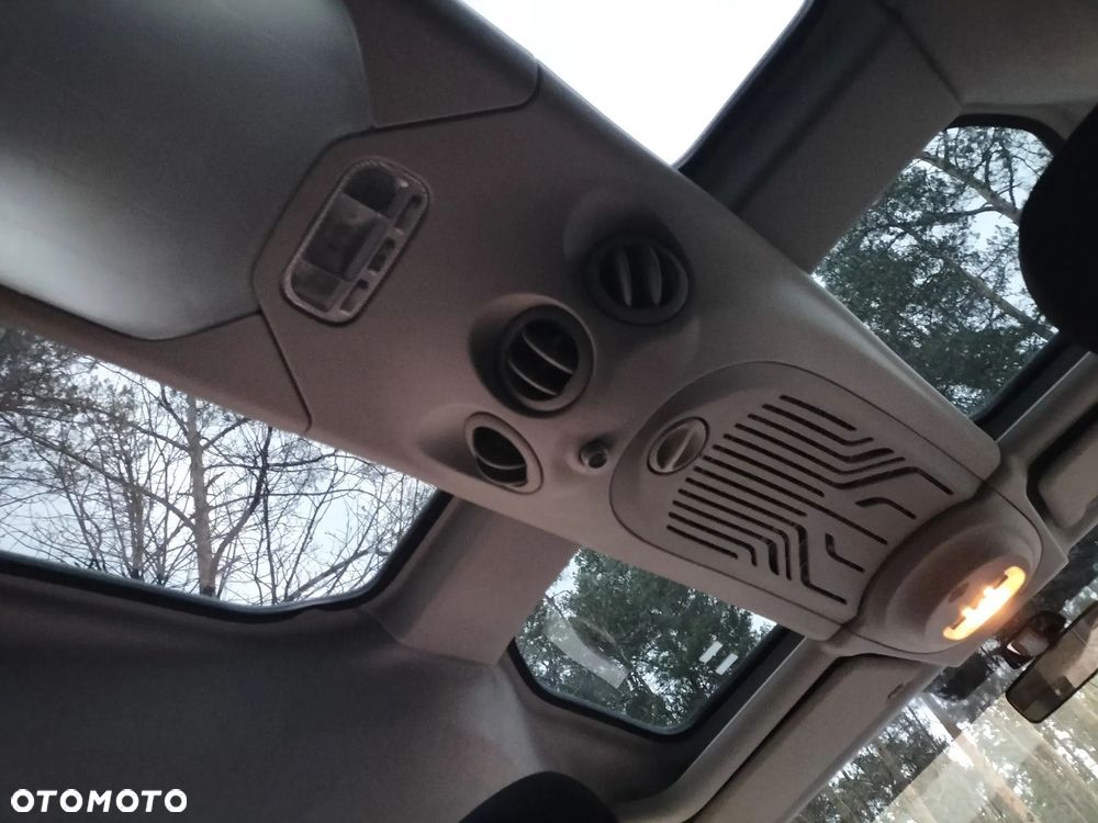 Peugeot Partner 100 Family - 23