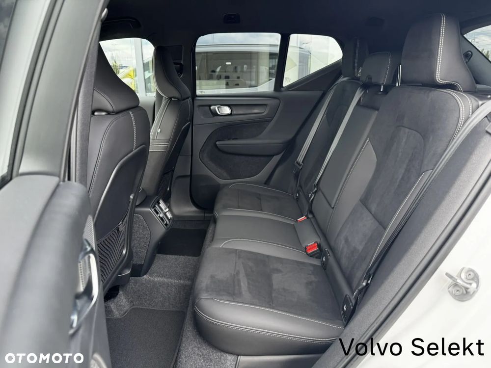 Volvo XC 40 B3 Core - 23