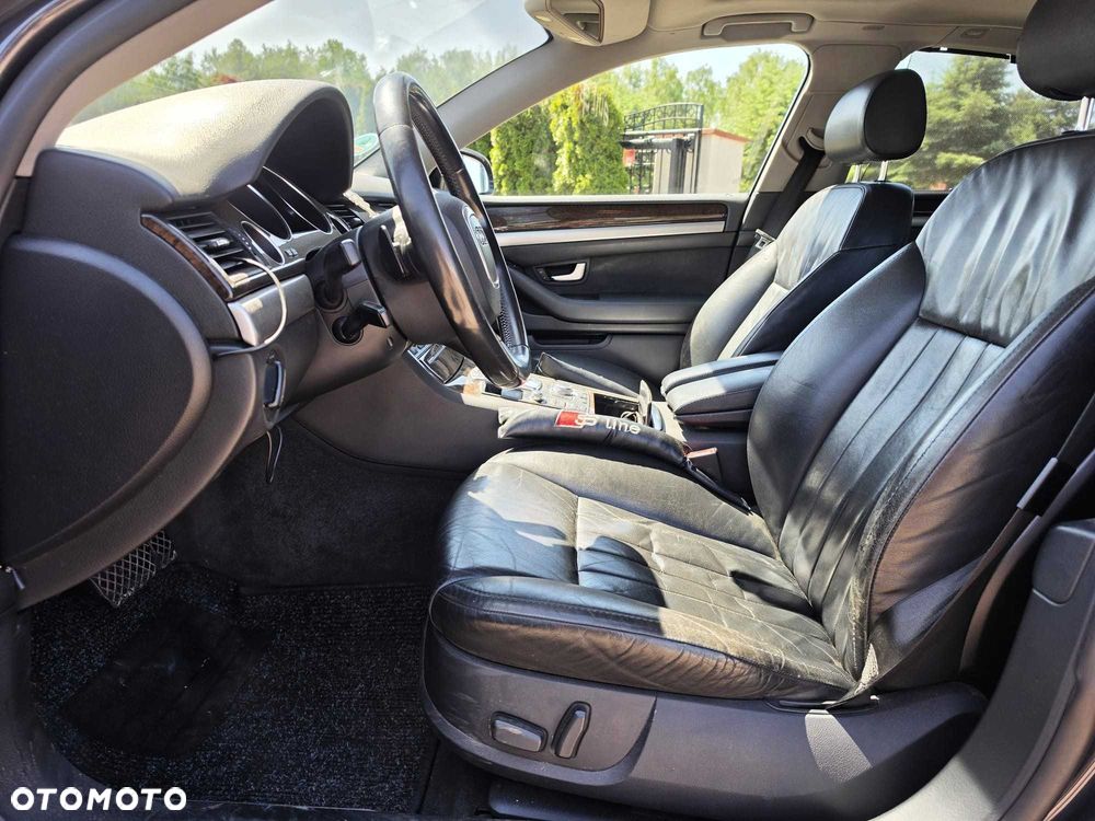 Audi A8 - 6