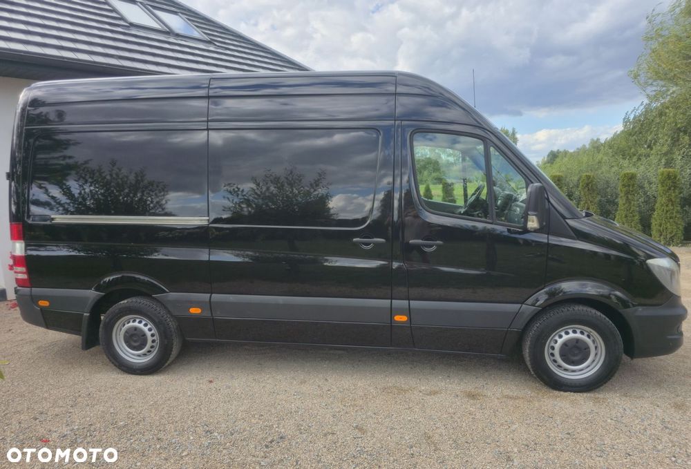 Mercedes-Benz Sprinter - 8