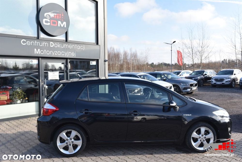 Toyota Auris - 11