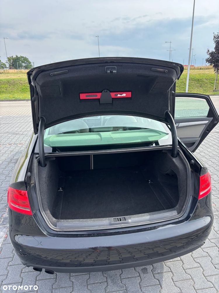 Audi A4 Avant - 6