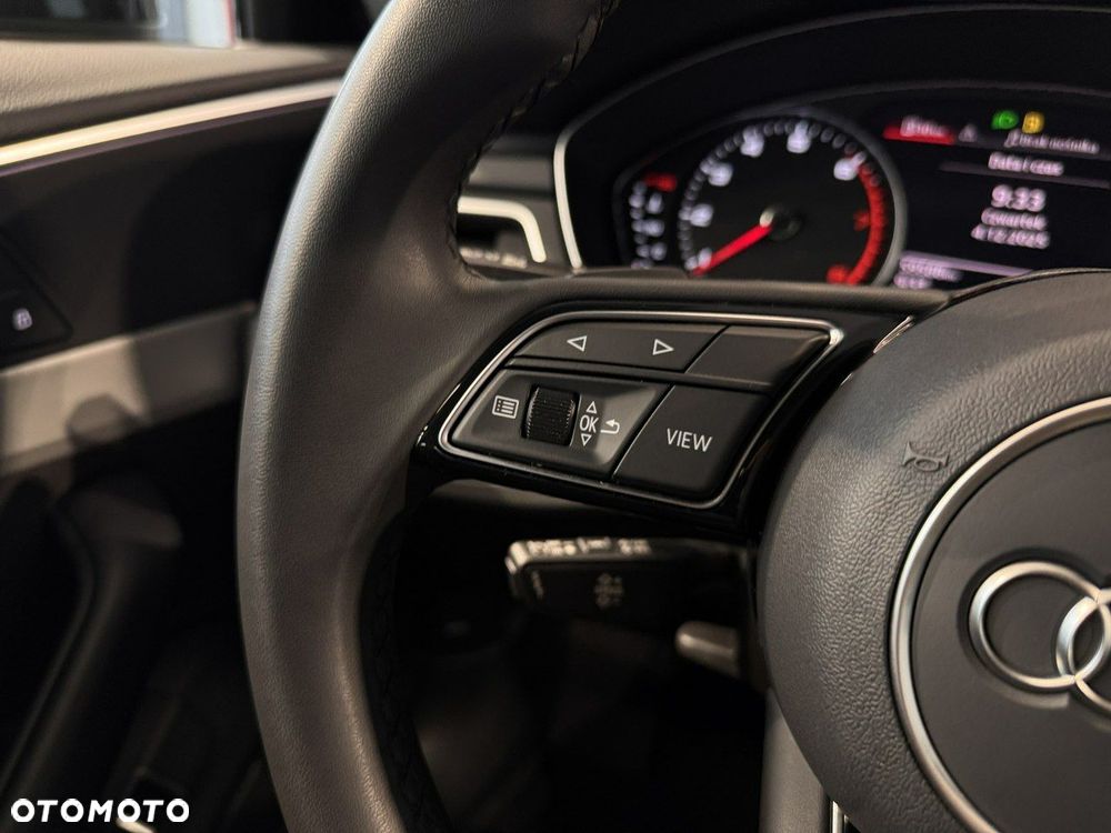 Audi A4 Limousine - 21