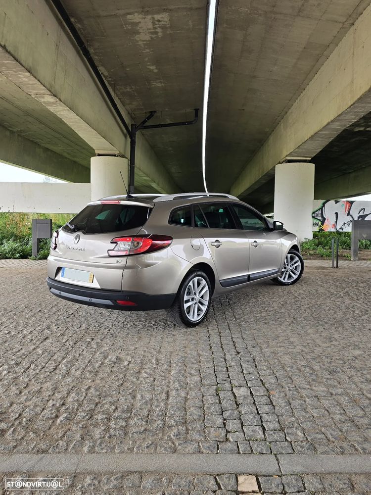 Renault Mégane Sport Tourer 1.5 dCi Dynamique - 4