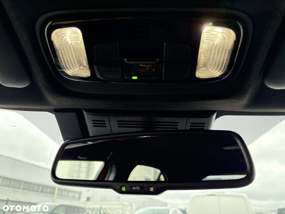 Toyota Yaris Cross Hybrid 1.5 Style - 23