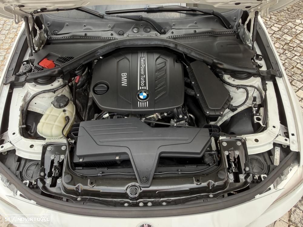 BMW 318 d Auto Line Sport - 22