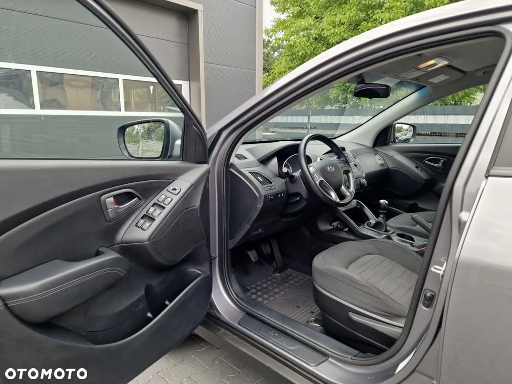Hyundai ix35 1.7 CRDi 2WD blue Style - 13