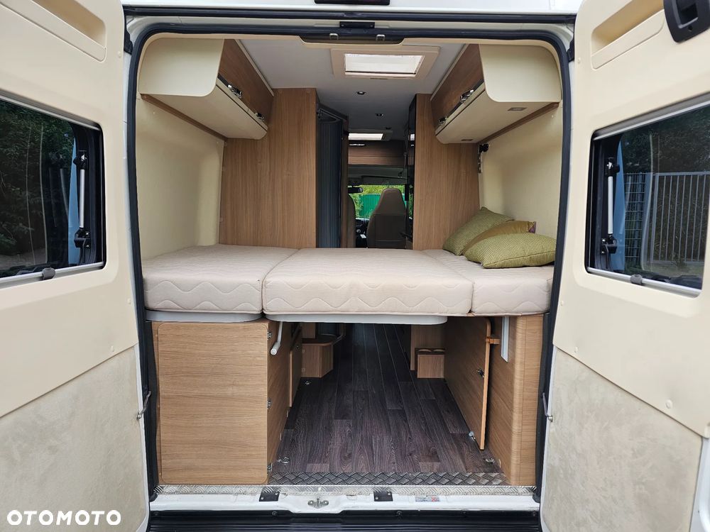 Adria TWIN 600 LUX Zimowy Hak MAX doposażony - 22
