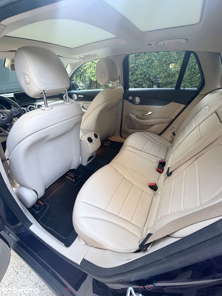 Mercedes-Benz GLC - 9