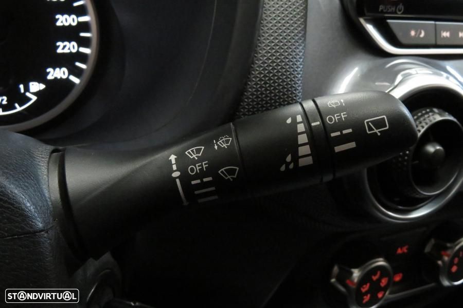 Nissan Juke 1.0 DIG-T N-Connecta - 17