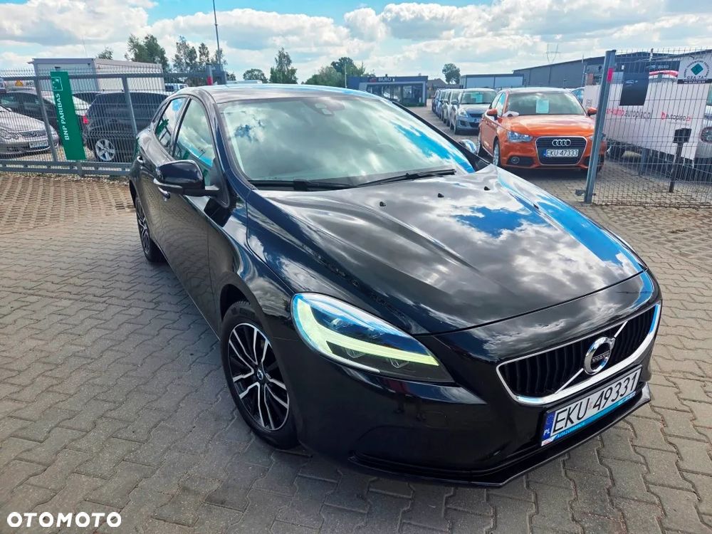 Volvo V40 D2 Momentum - 3