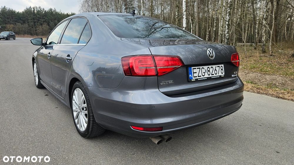 Volkswagen Jetta 1.4 TSI BMT Highline - 8