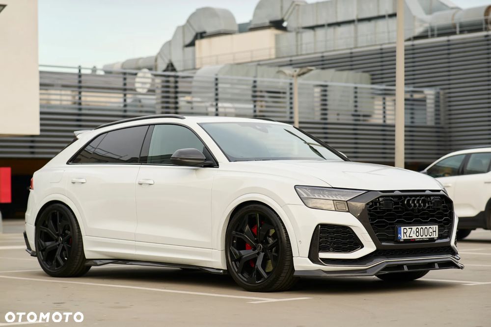 Audi RS Q8 - 1