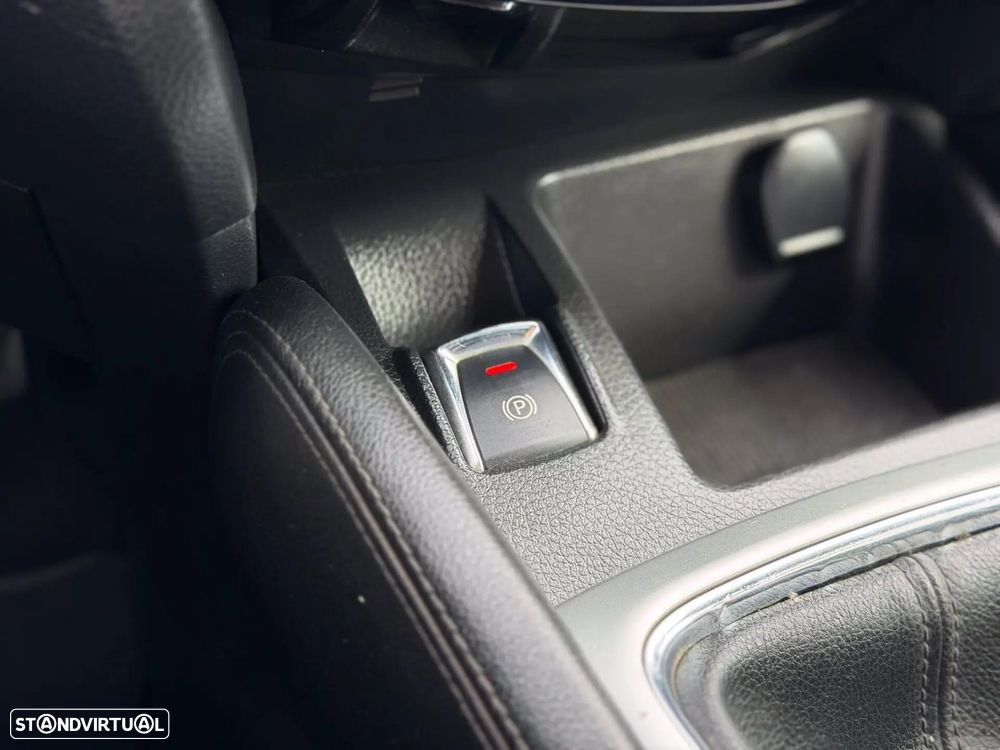 Nissan Qashqai 1.5 dCi Tekna J19 - 23