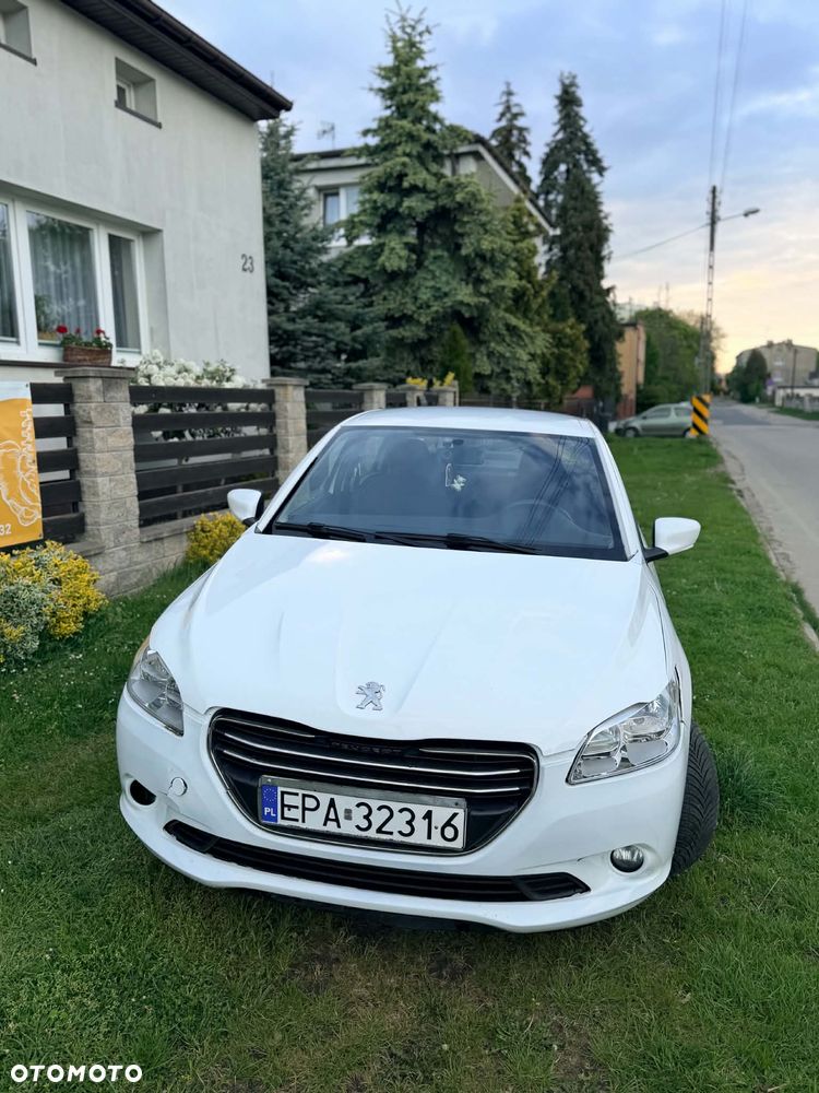 Peugeot 301 1.6 VTi Allure - 10