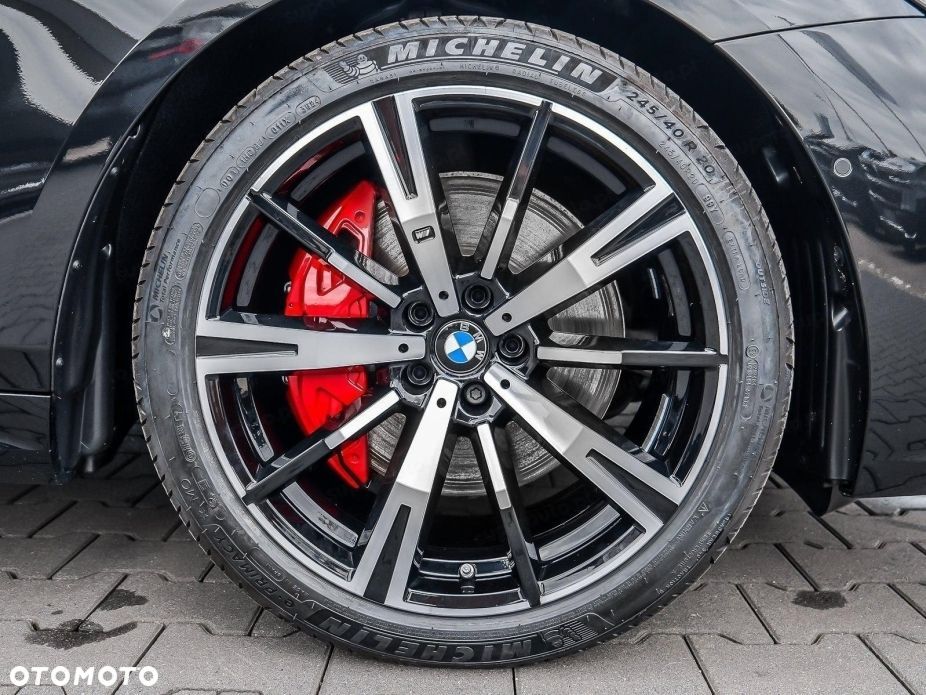 BMW Seria 5 520d xDrive mHEV M Sport - 17