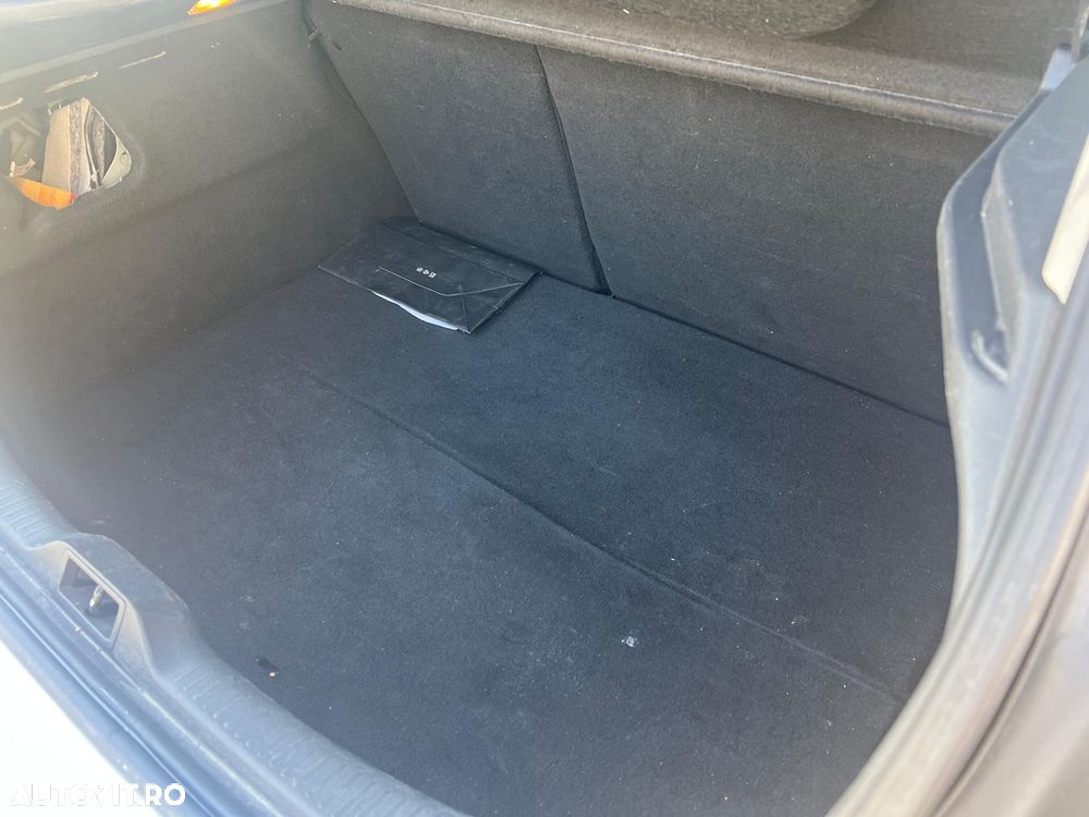 Renault Megane 1.5 dCi Dynamique - 5