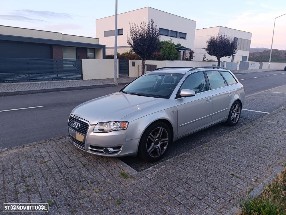 Audi A4 Avant 2.0 TDI Advance - 1