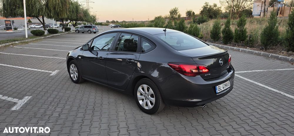 Opel Astra - 5
