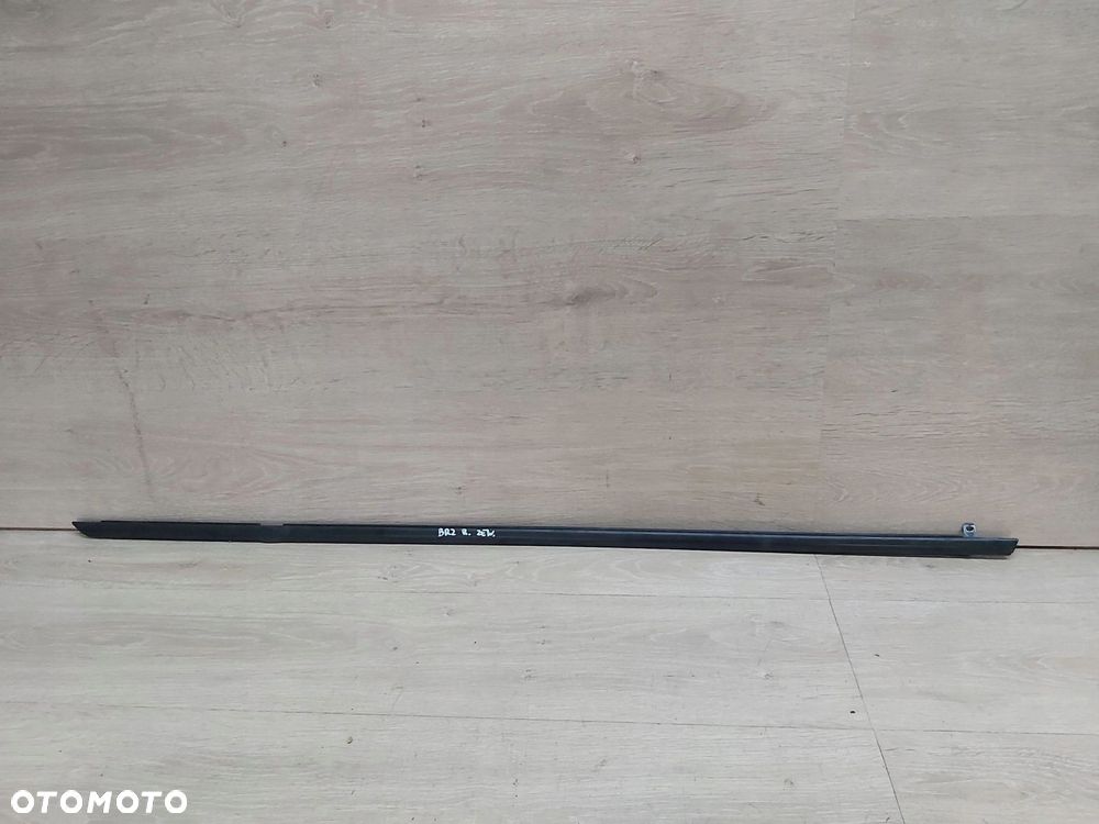 TOYOTA GT86 listwa zgarniająca szyby drzwi prawa Subaru BRZ Scion - 1